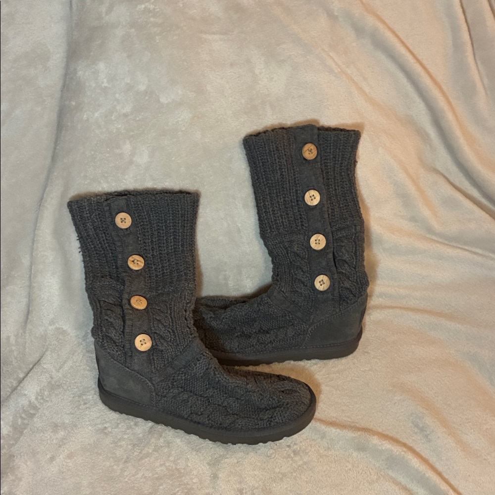 Ugg Cardy Boots - Gray women’s size 7